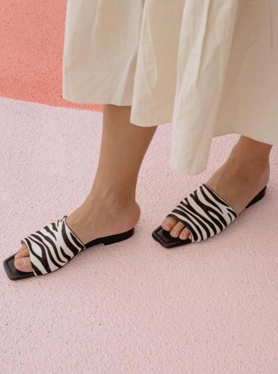 ZEBRA SANDAL